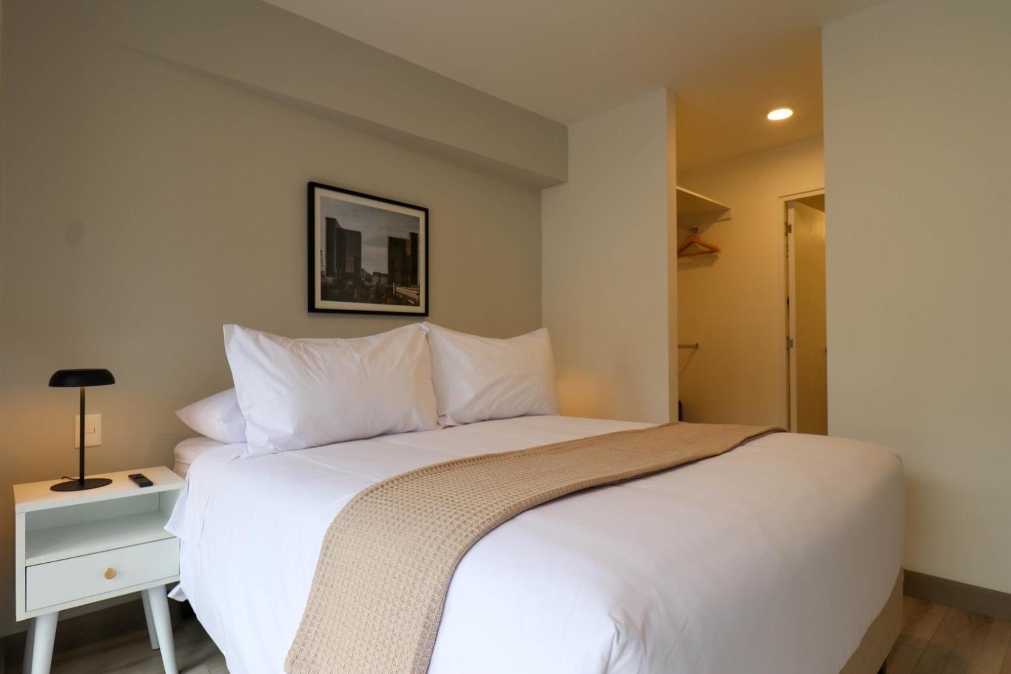 One By Wynwood House Apartment